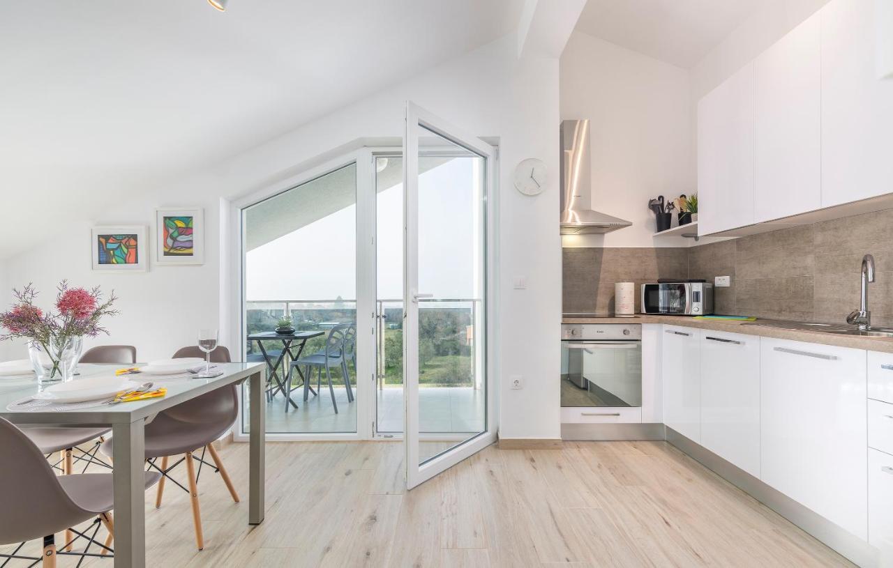 Apartment Serena, Sea View, *