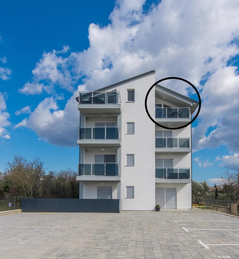 Apartment Serena, Sea View, *